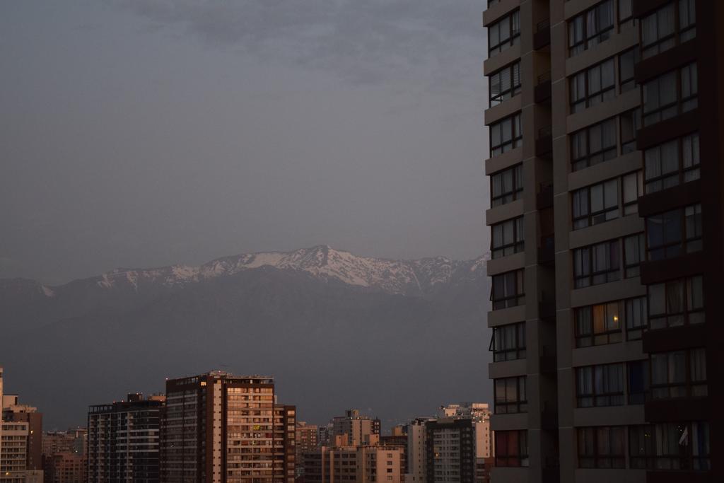 Sys Suites Lord Cochrane 圣地亚哥 外观 照片